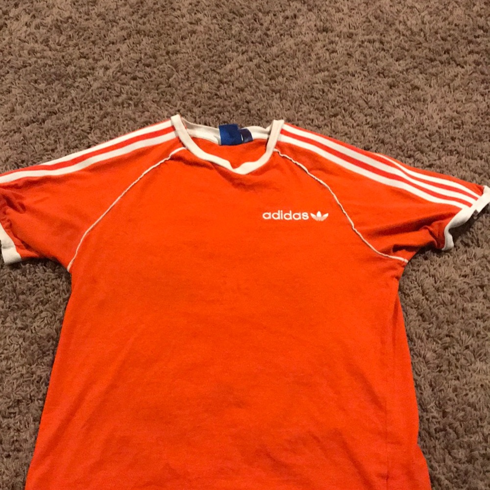 Adidas t shirt